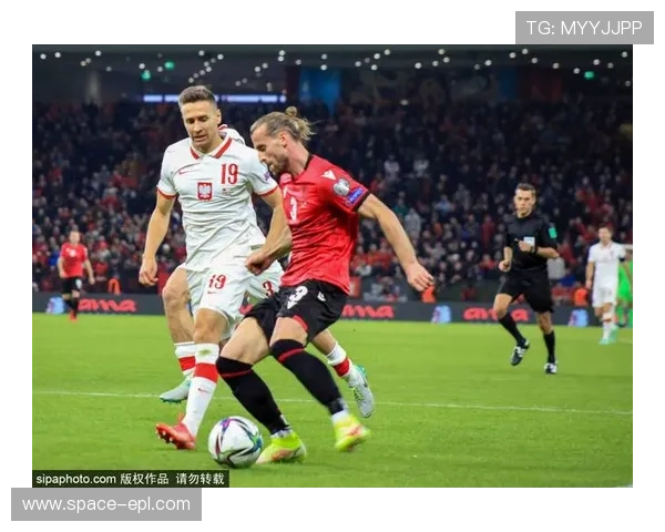 洛里昂1-0爆冷胜里昂，帕吉斯第39分钟制胜球击退强敌